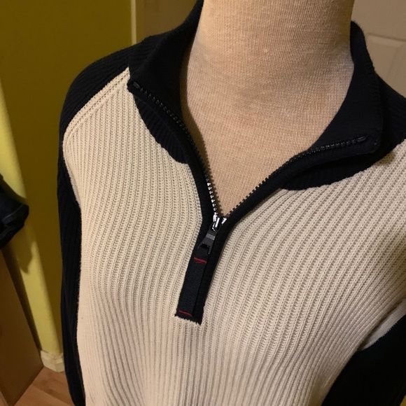 Men’s Nautica sweatshirt - Picture 2 of 5